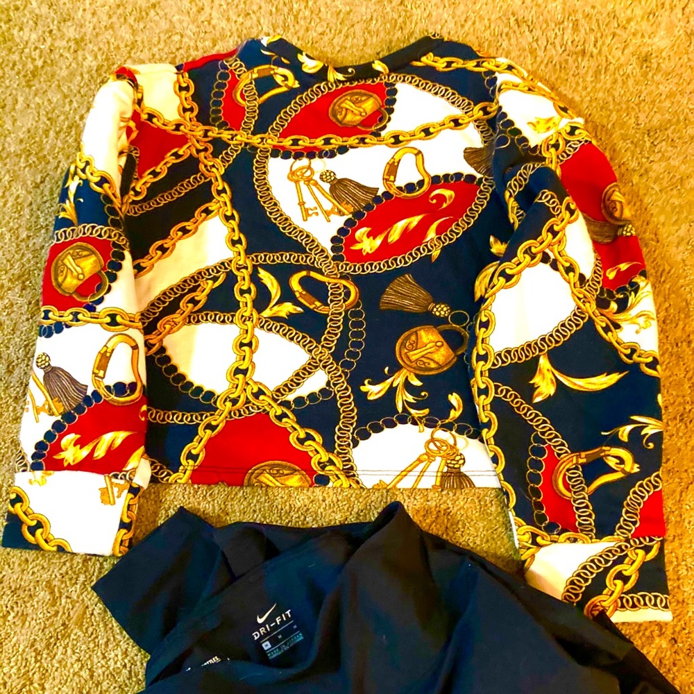 ZARA A sweatshirt with bling new without tags